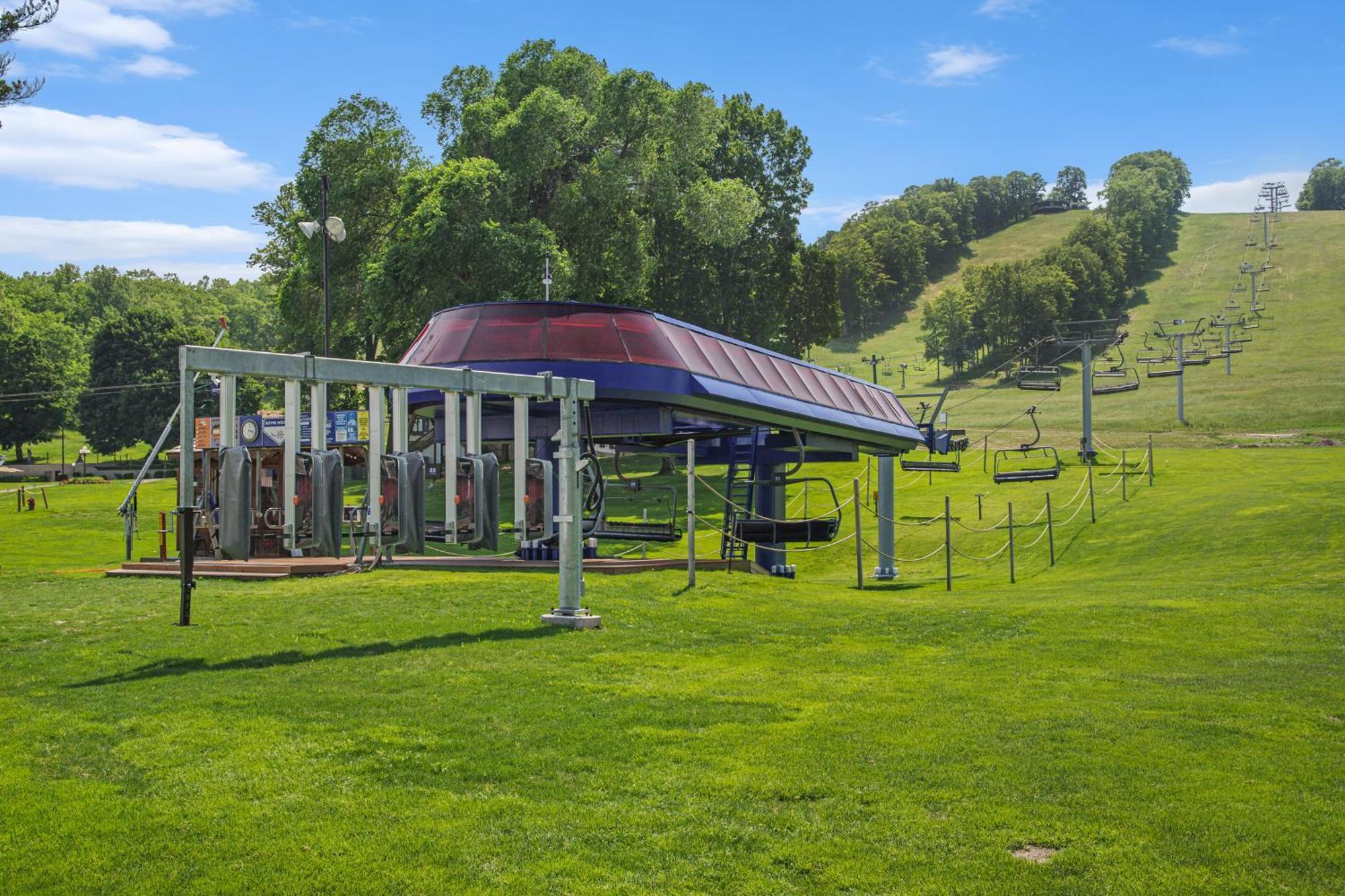 Boyne Mountain Getaway Aparthotel Boyne Falls Exterior photo